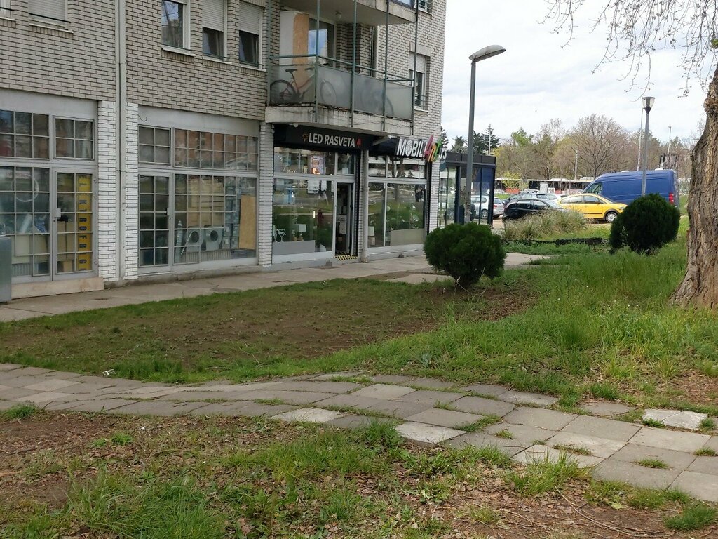 Auto light Mobiliart, Belgrade, photo