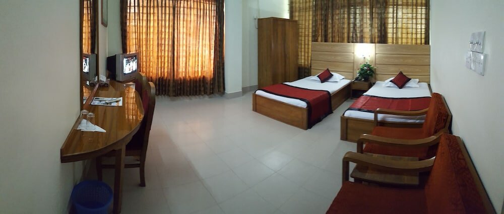 Фото Hotel Supreme