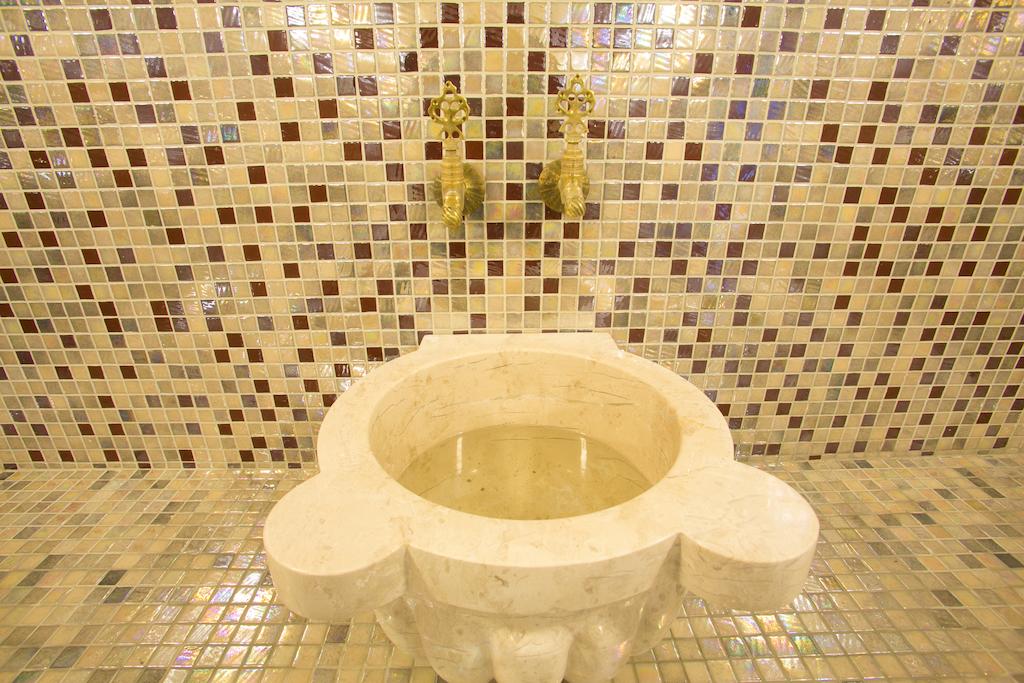 Фото Emerald Hotel