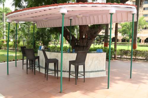 Фото Hotel Clarks Shiraz