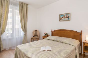 Фото Villa Medicis Puteaux