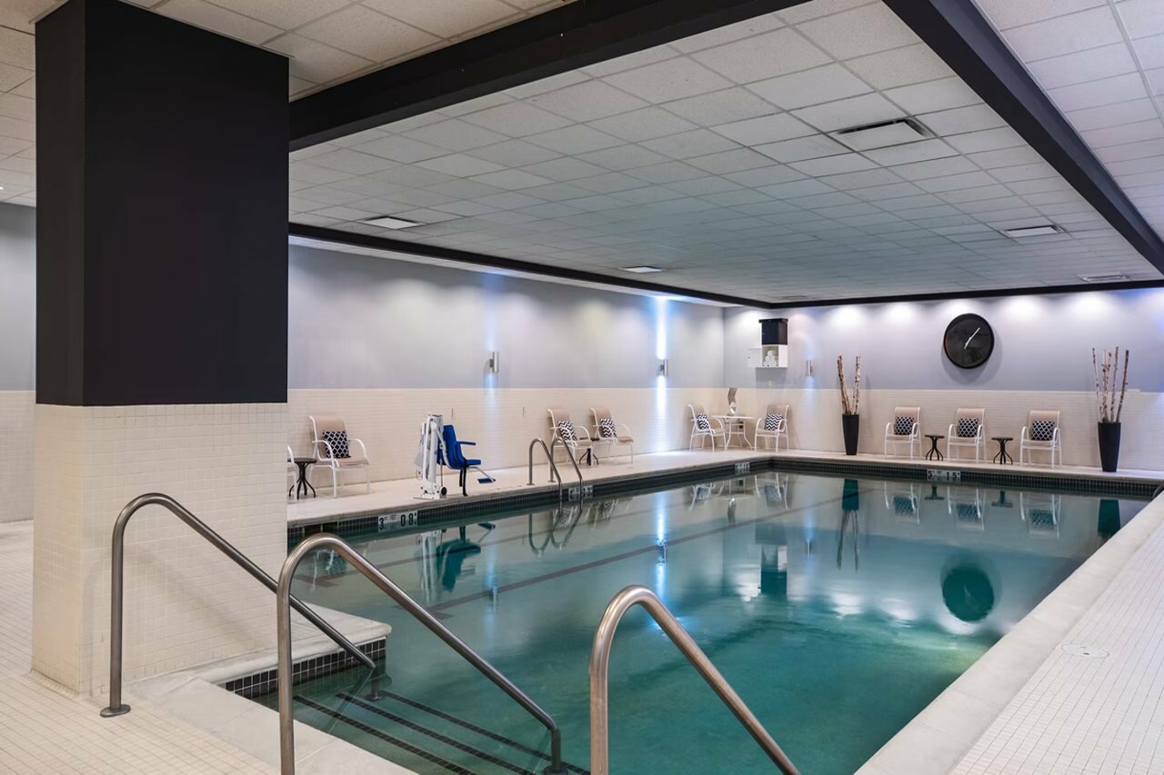 Фото Renaissance Chicago O'Hare Suites Hotel