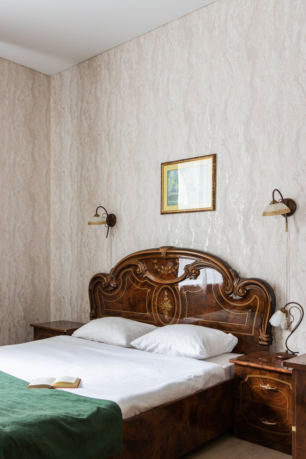 Фото Номера на Площади Восстания