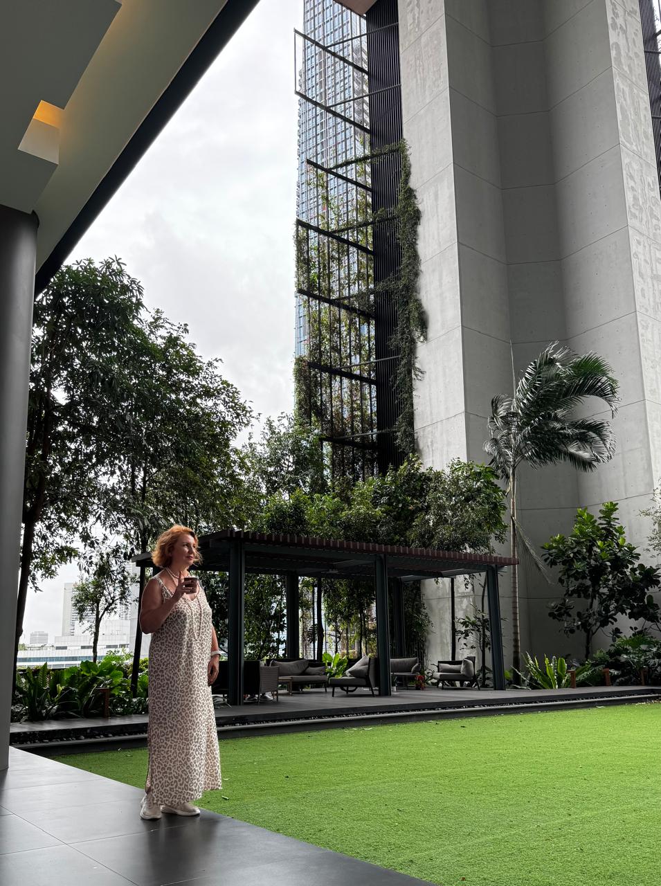 Фото Oasia Hotel Downtown Singapore