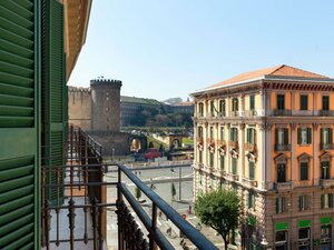Гостиница Mercure Napoli Centro Angioino