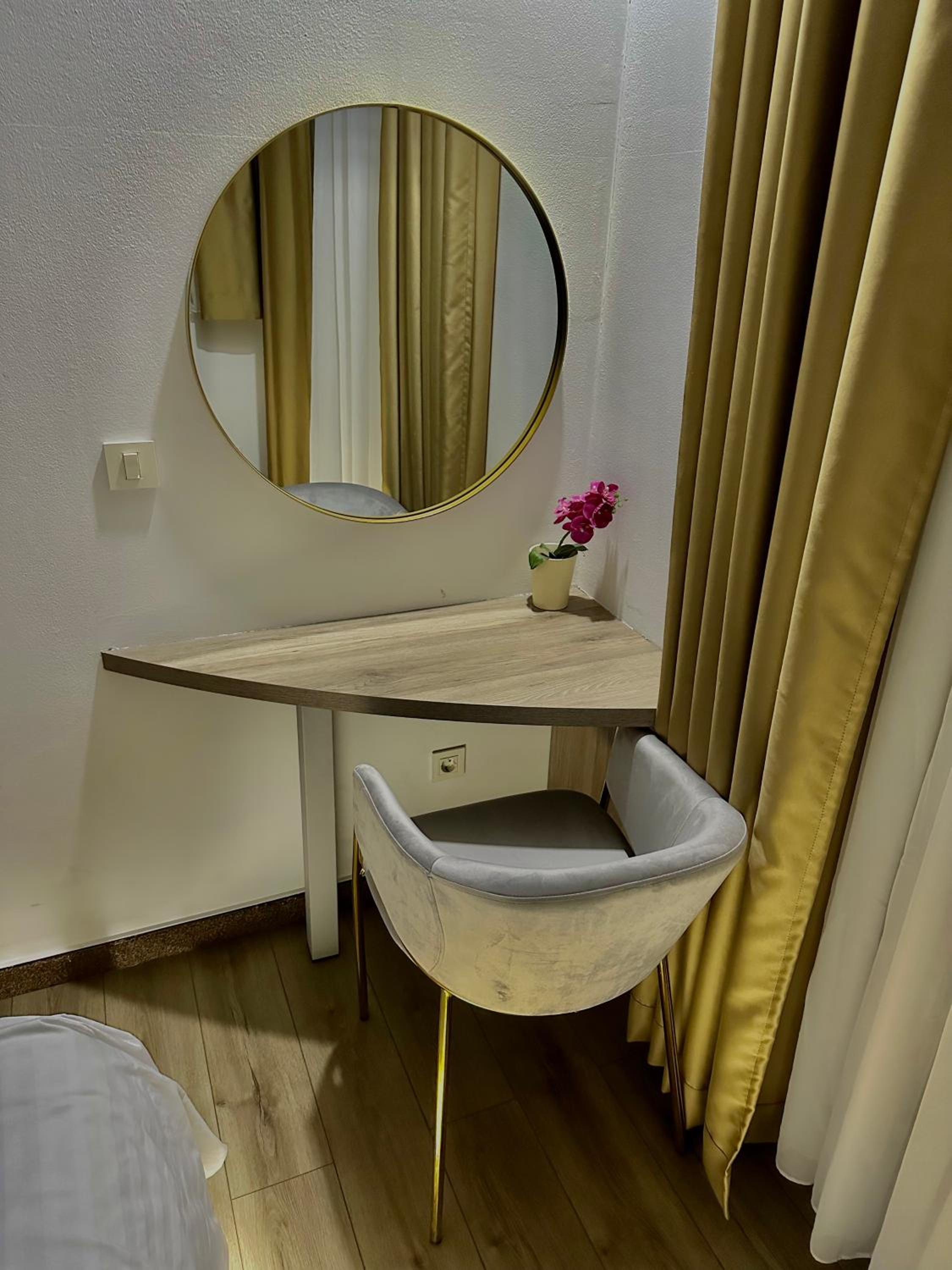 Фото Hotel National