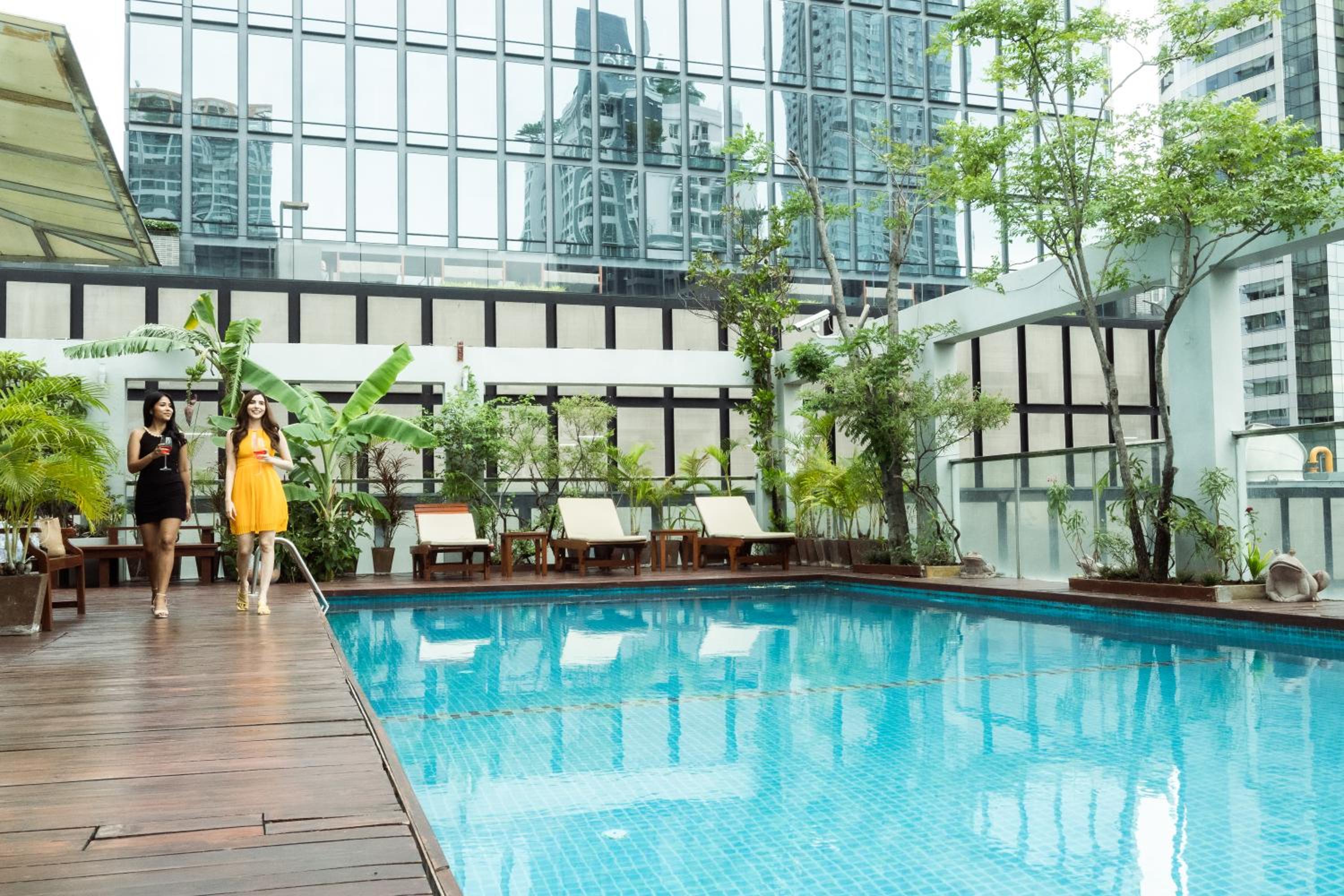 Фото Sabai Sathorn Service Apartment