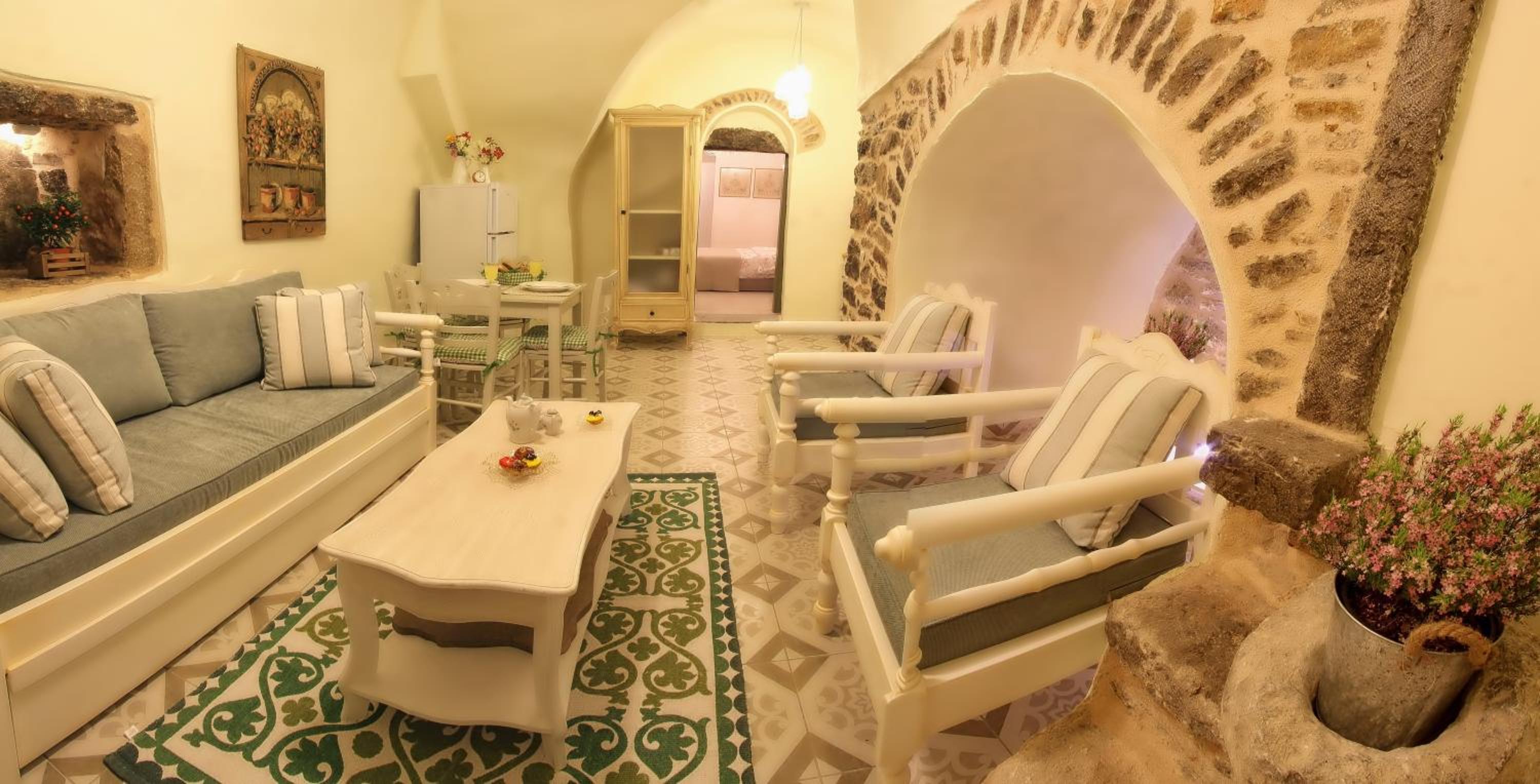 Фото Mesta Mastic