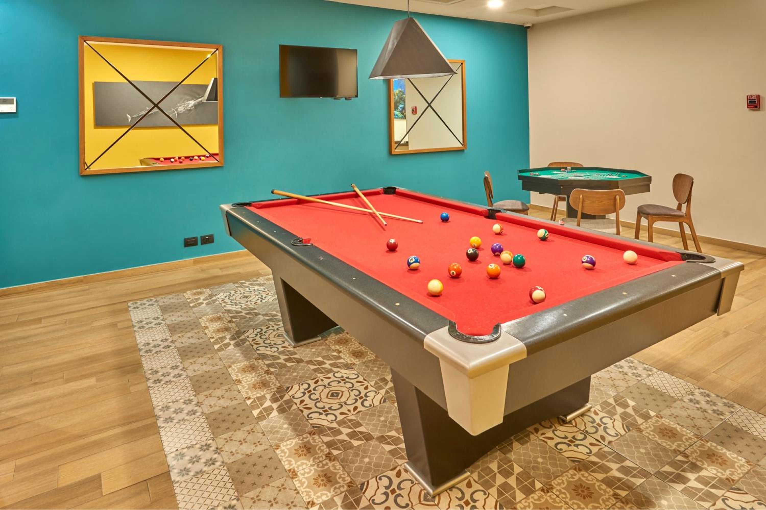 Фото City Express Suites by Marriott Cabo San Lucas