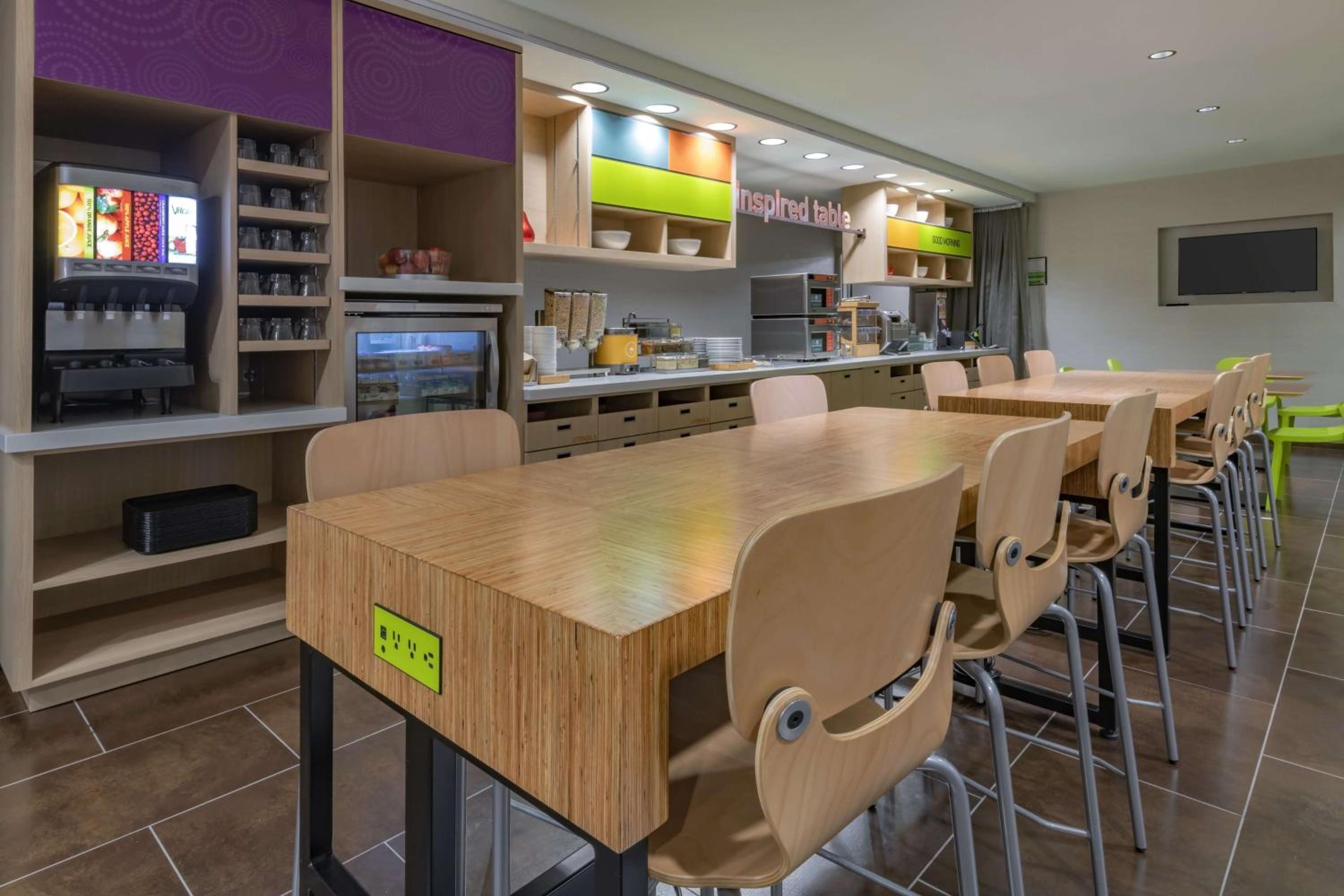 Фото Home2 Suites by Hilton Kingman