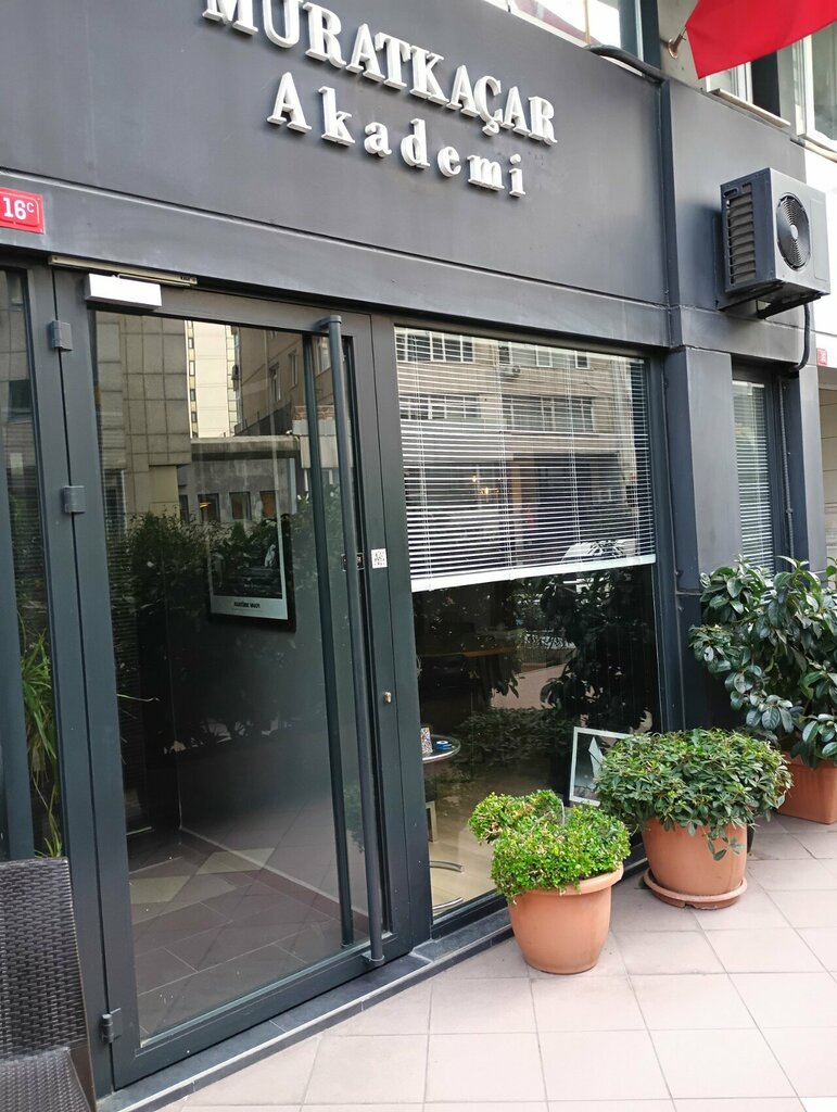 Educational center Muratkacar Academy, Istanbul, photo