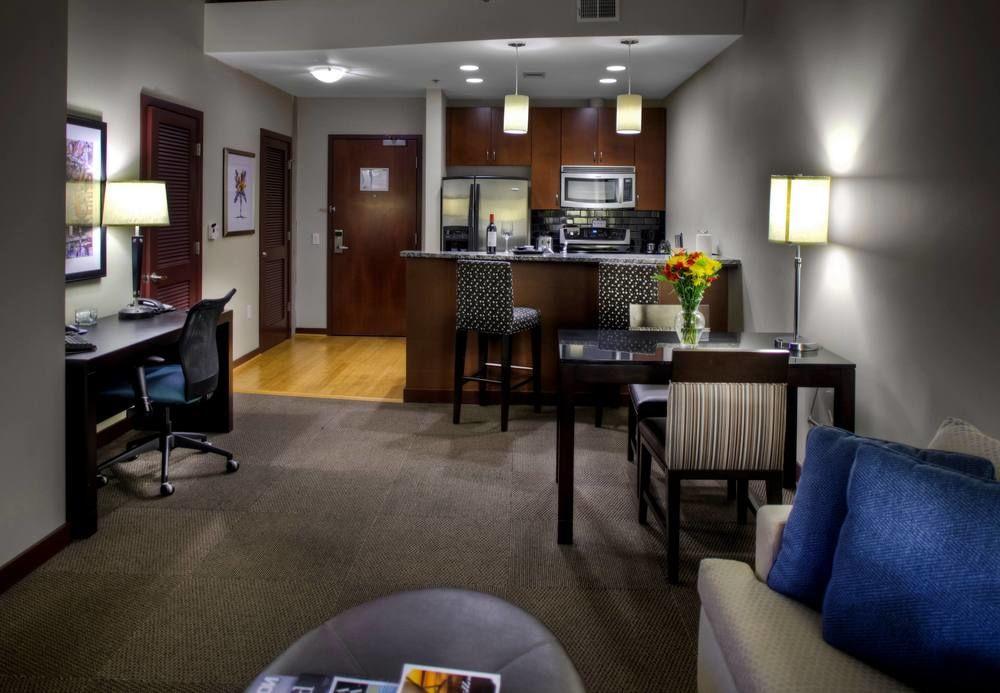 Фото Twelve Downtown, Autograph Collection