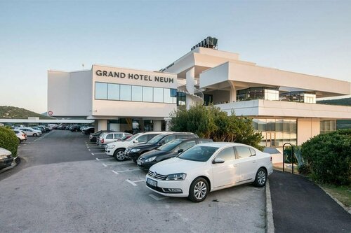 Гостиница Grand Hotel Neum