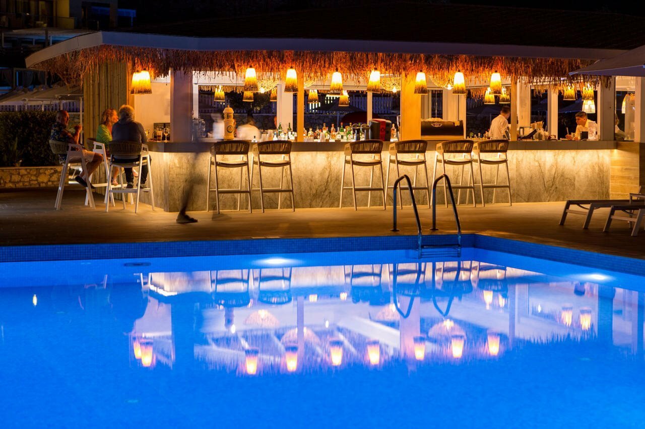 Фото Kassandra Bay Resort, Suites & SPA