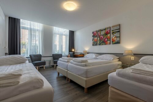 Гостиница Hotel Pension Randenbroek в Амерсфорте