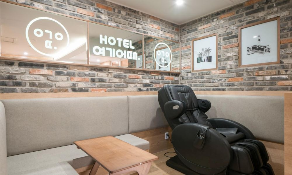 Фото Hotel Yeogiuhtte Gwangju Station