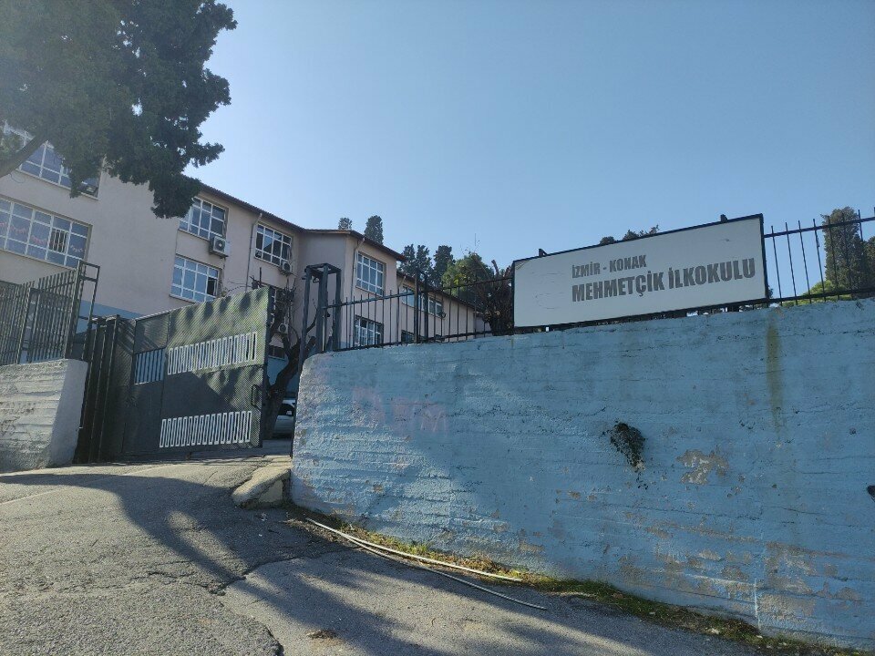 Primary school Mehmetcik Elementary School, Izmir, photo