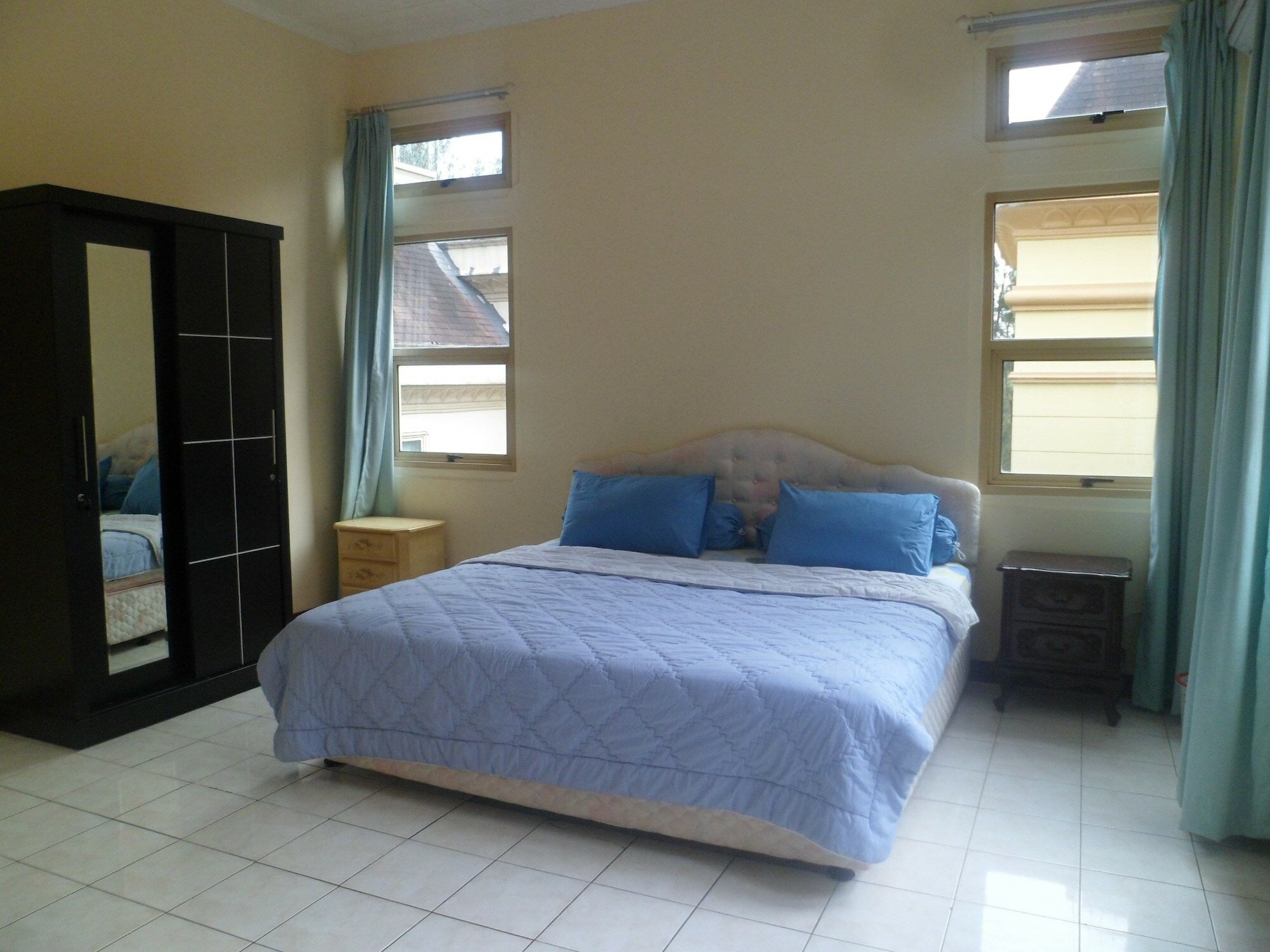 Фото Villa Kota Bunga Seruni