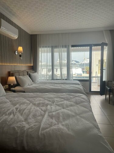 Гостиница Hotel Stella в Кушадасы