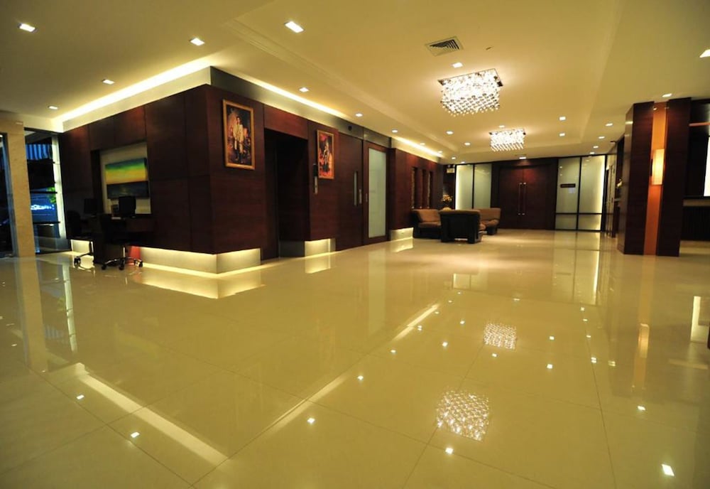 Фото Navarat Heritage Hotel