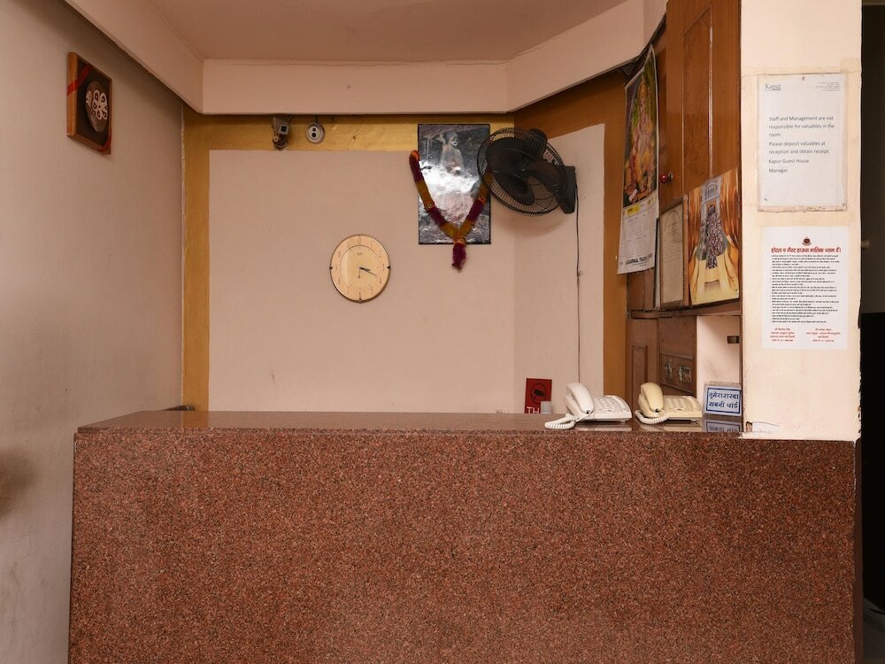 Фото Oyo 11265 Kapur Guest House