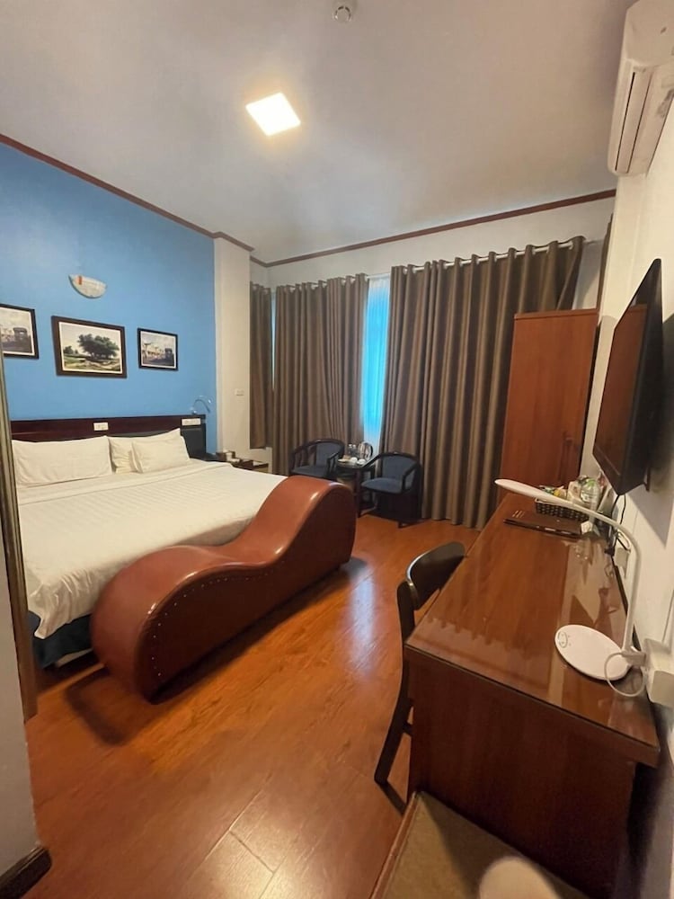 Фото A25 Hotel 80 Mai Hac De