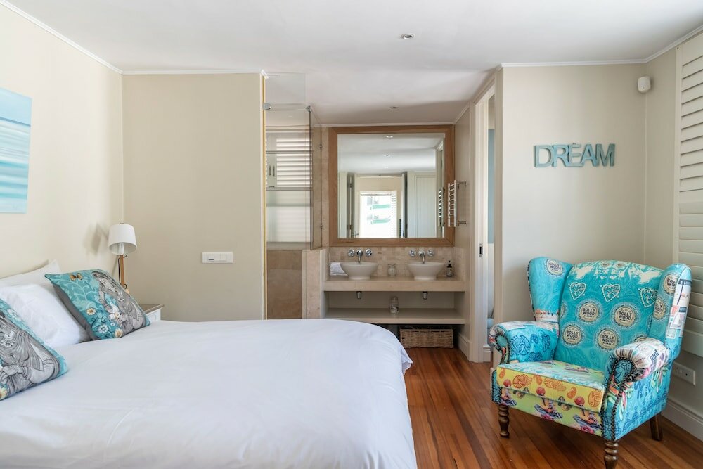 Фото The Majestic Apartment