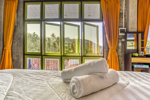 Гостиница Tonmai Suites