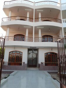 Апартаменты Luxor Plaza House
