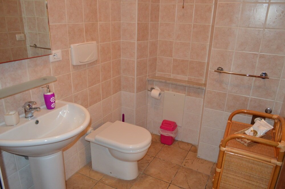 Фото Butterfly Accommodation