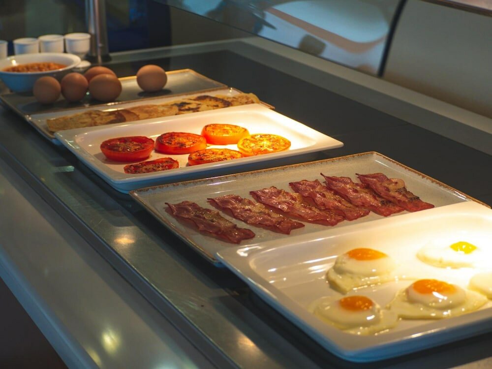 Фото Ideal Hotel