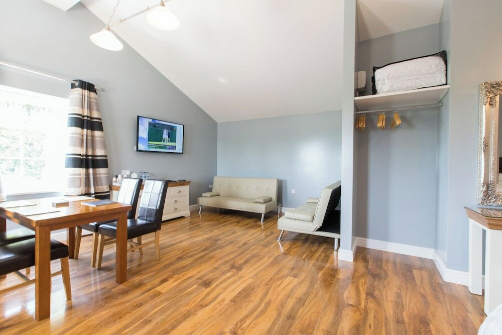 Фото Silverstone Golf Club & Hotel