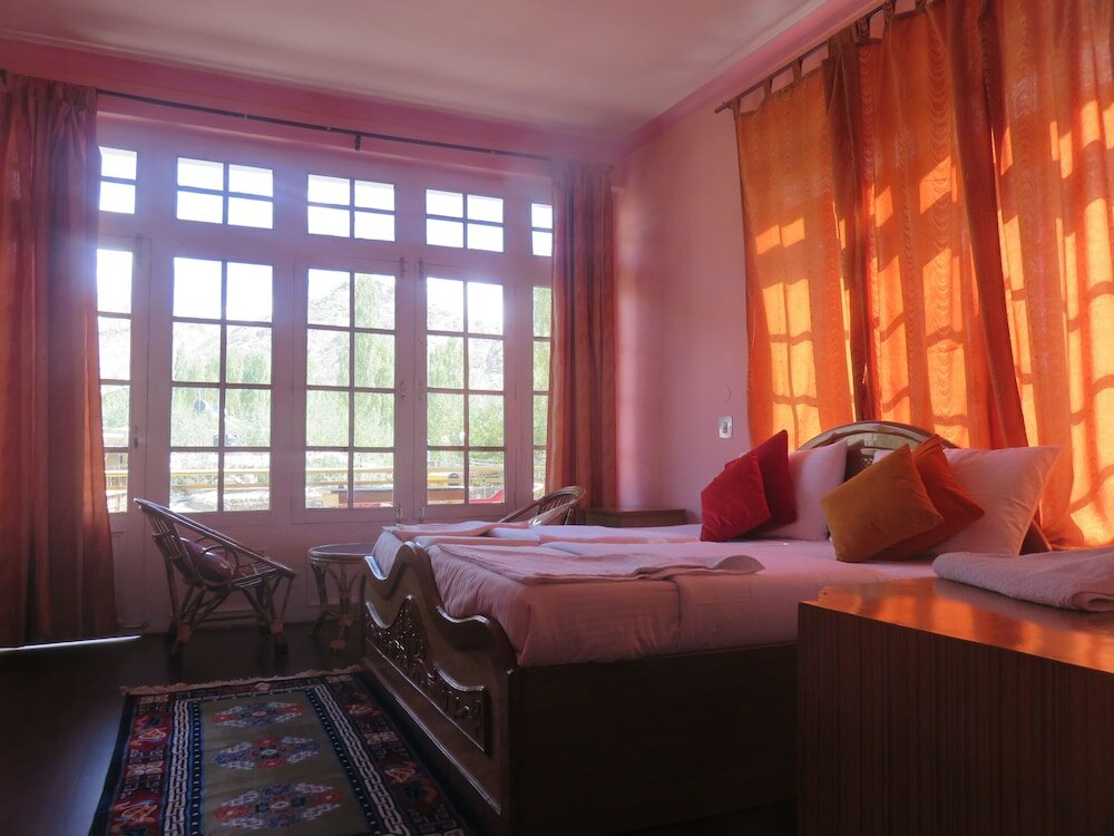 Фото Tih Hotel Maryul