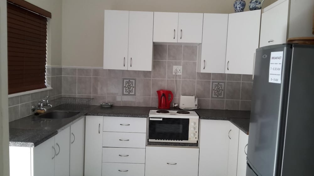 Фото Parrot Peek B&b