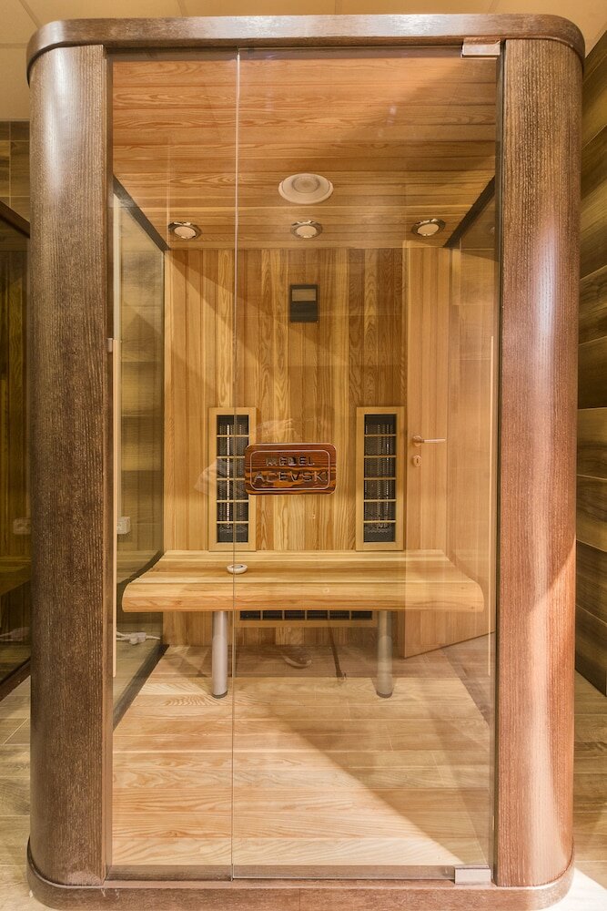 Фото Hotel Lirak