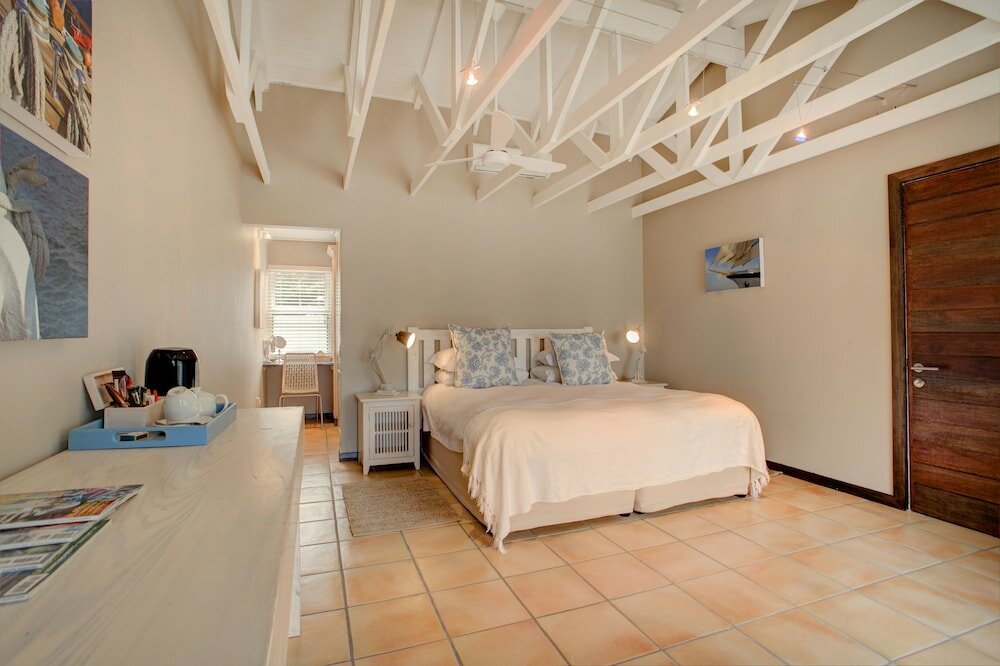 Фото Abalone Guest Lodge