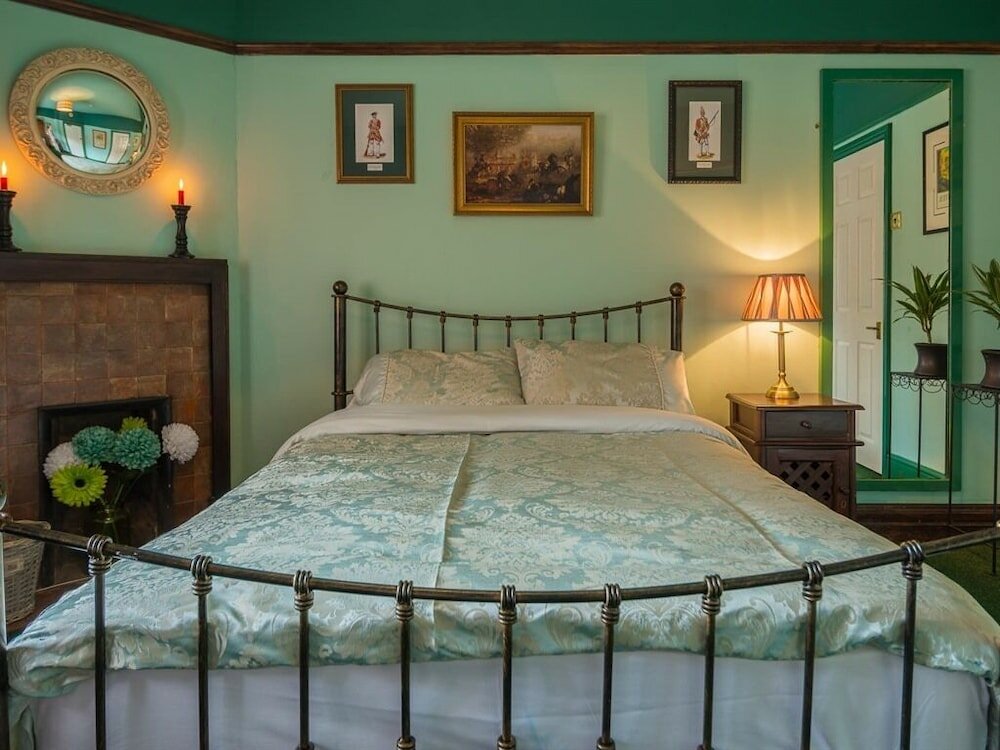 Фото The Golden Eagle