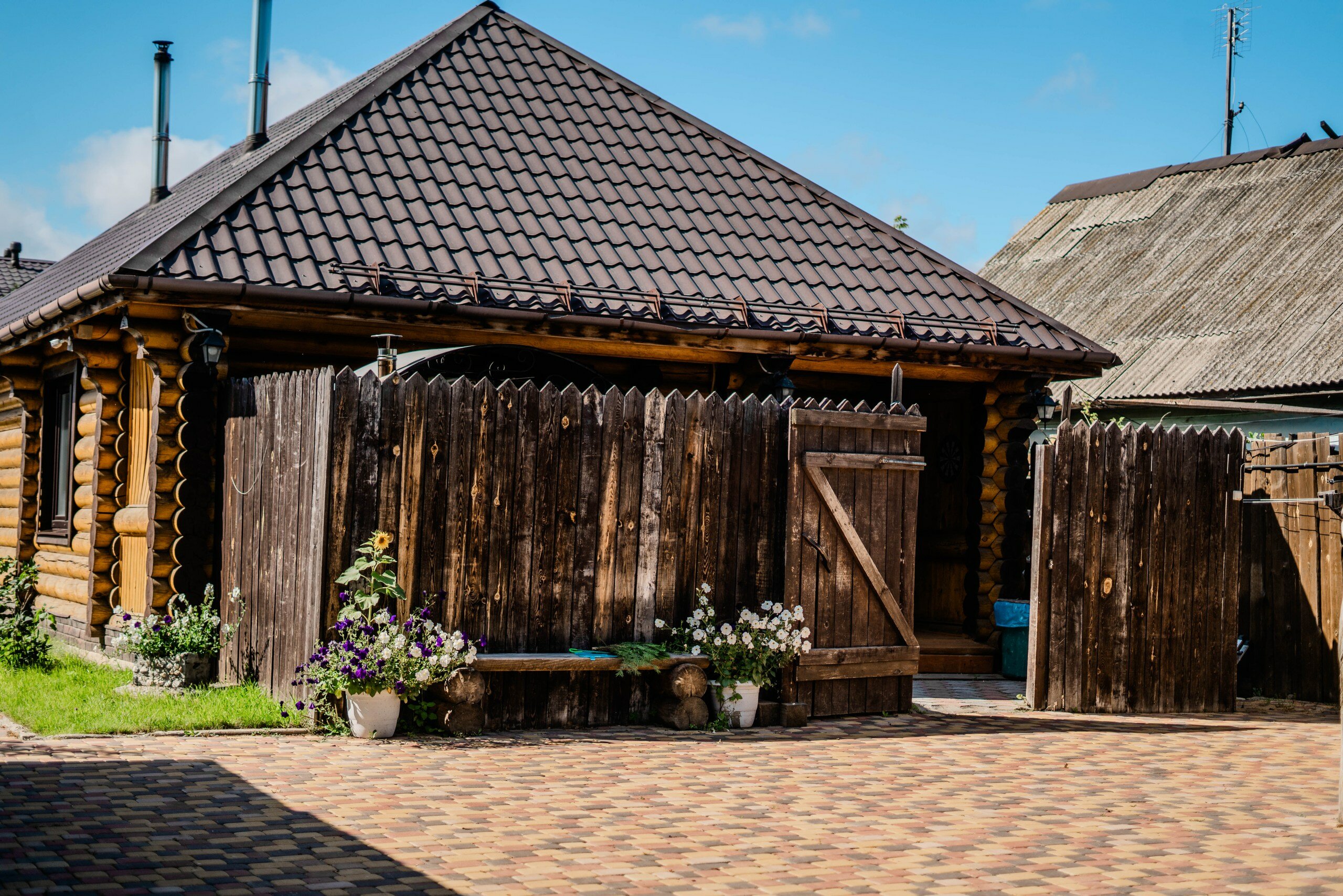 Фото У Пруда