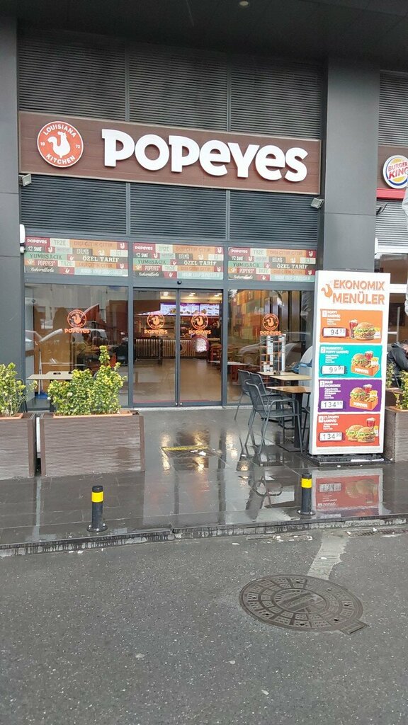 Fast food Popeyes, Istanbul, photo