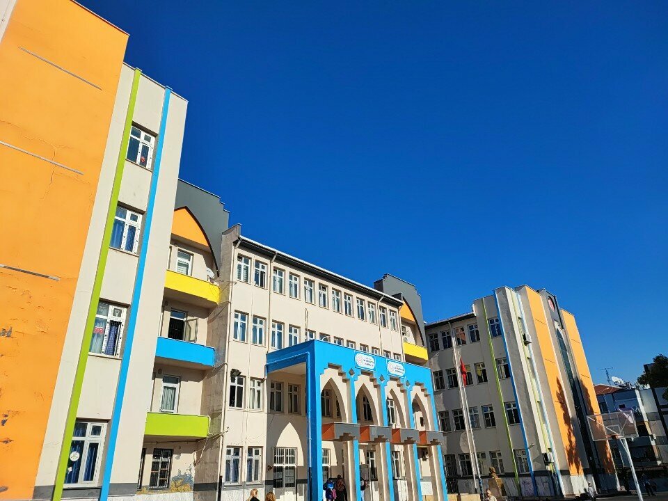 Primary school  30 August Primary School, Izmir, photo