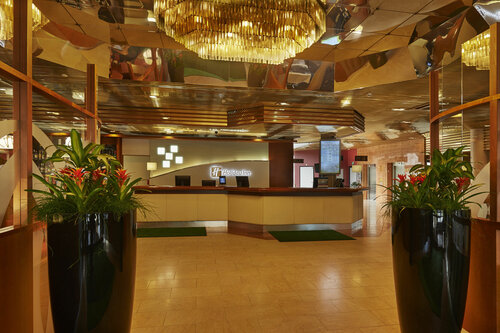 Гостиница Holiday Inn Helsinki - Vantaa Airport в Вантаа
