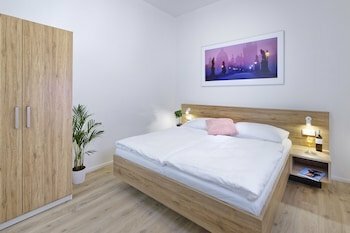 Фото DownTtown Suites Jugoslavska