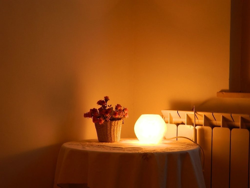 Фото Bed And Roses