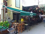 Give More Pub (Izmir, Konak, Kultur Neighborhood, Nevvar Salih Isgoren Street, 4B) ، حانة، بار