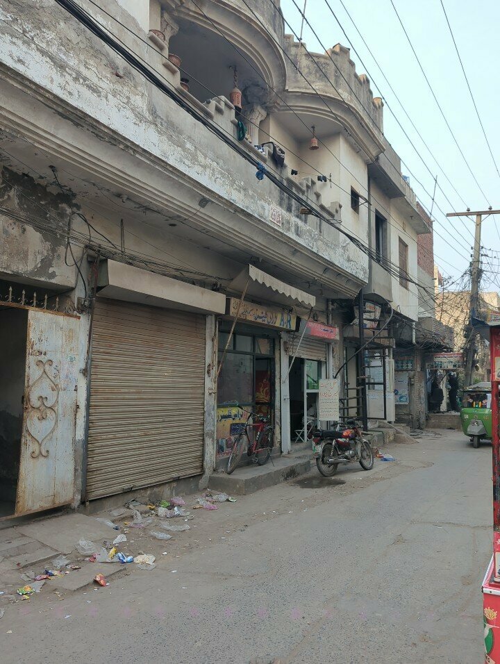 Barber shop Mughal Hair Salon, Lahore, photo