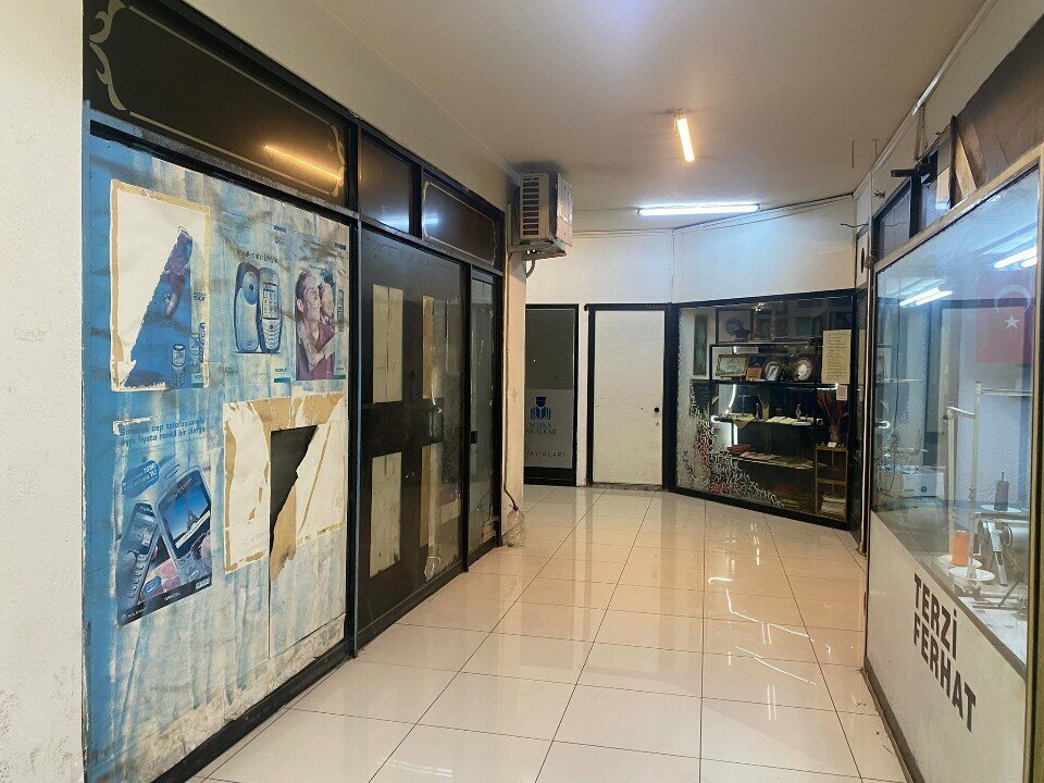 Art workshop Emine Akkus Art, Istanbul, photo