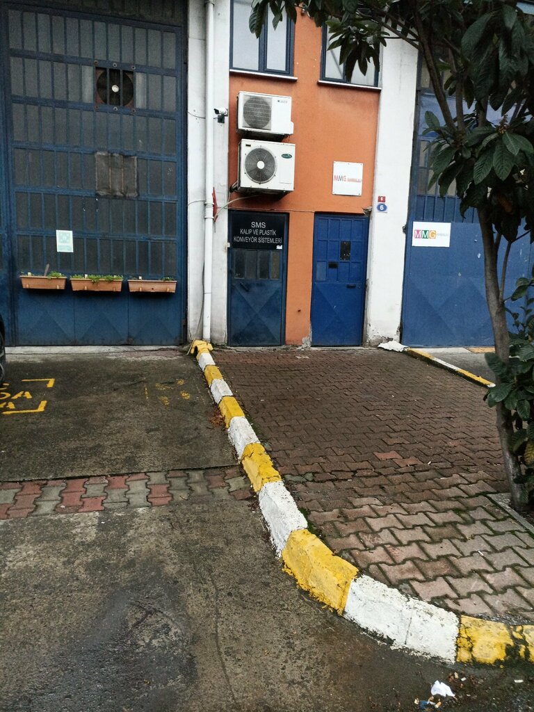 Plastic products SMS Mold Plastic and Conveyor, Istanbul, photo