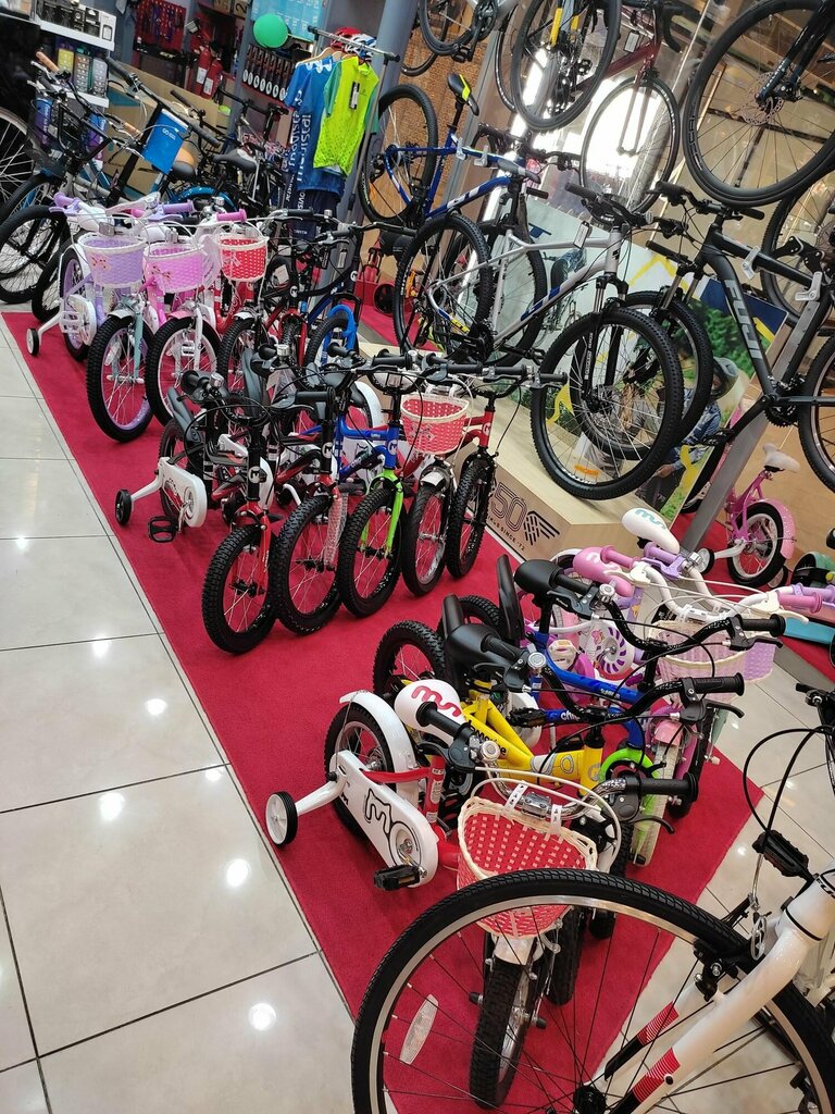 Sports equipment Supreme Impex Trading LLC, Dubai, photo