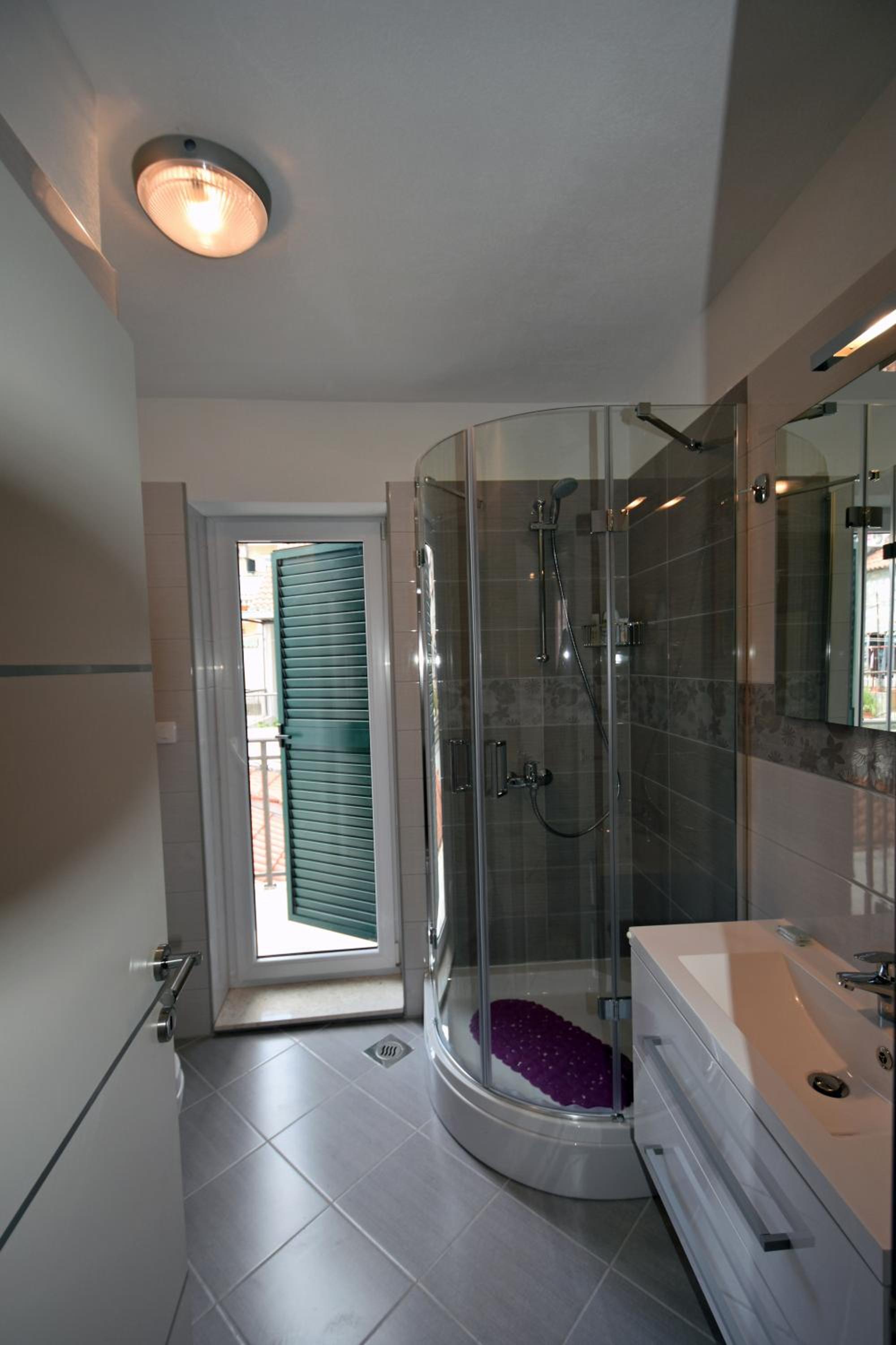 Фото Kuzma Rooms and Apartments