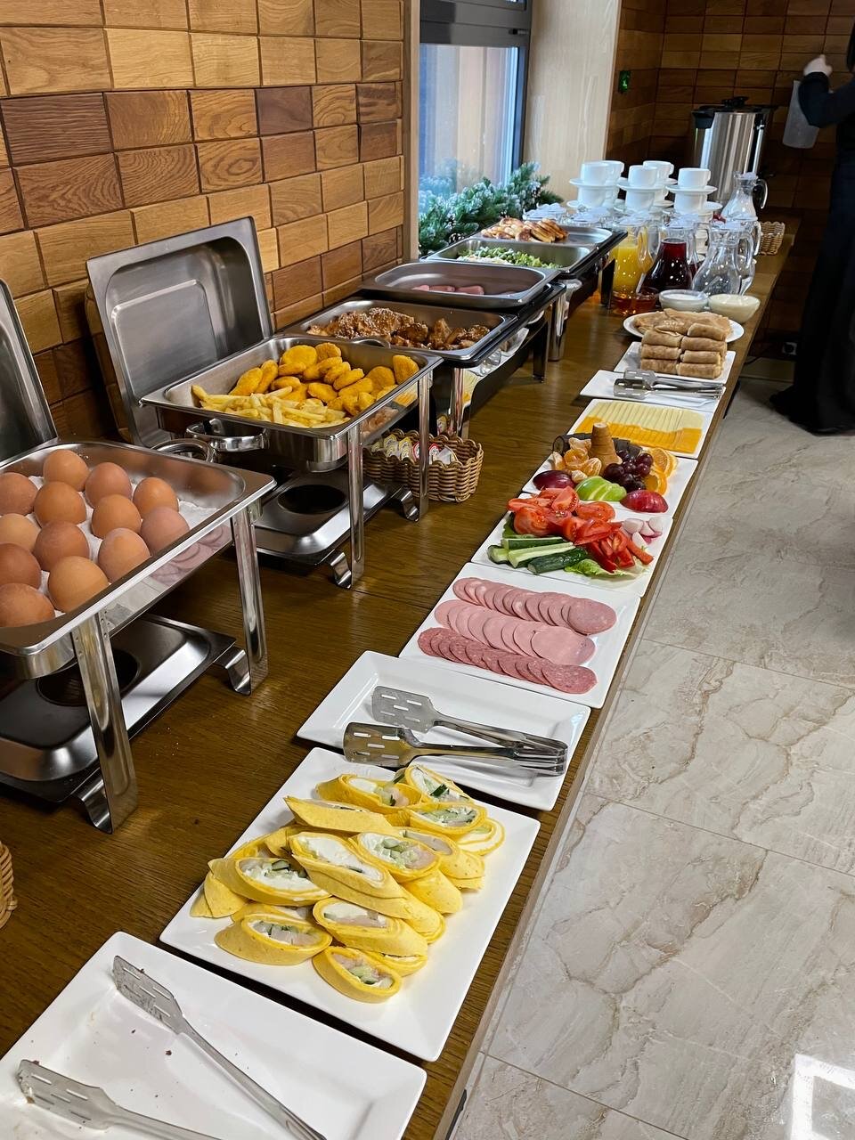 Фото отеля 2